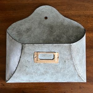 Decocrated Metal Envelope